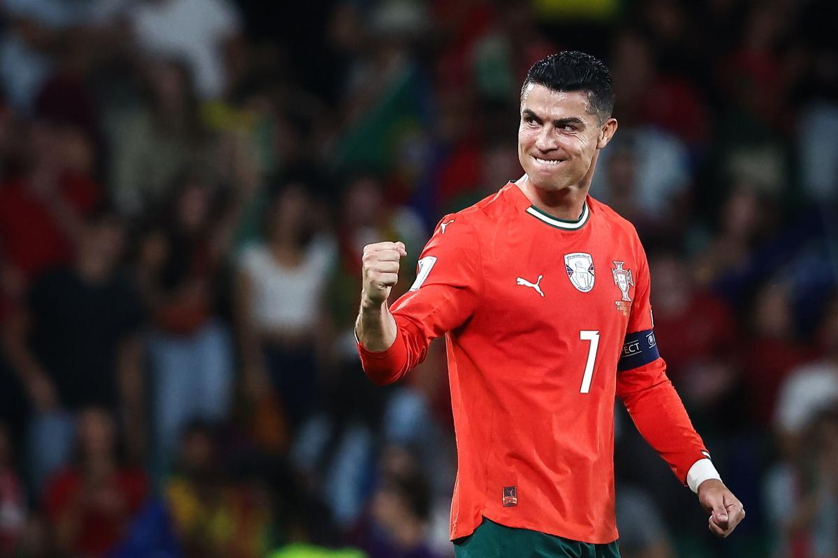 Cristiano Ronaldo chega a 979 gols e mira marca de mil